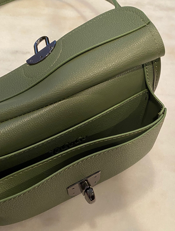 Green Handbag | Popular Fall Color - Busbee Style | Erin Busbee